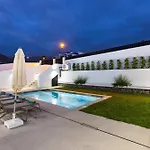 Gorvorana 3 - Piscina Privada, Bbq *